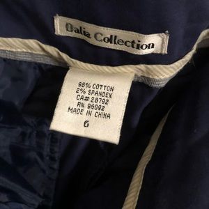 Size 6 navy cropped pants